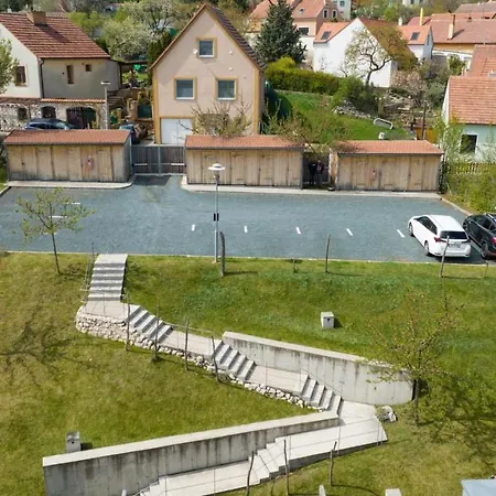 Stylovy U Venuse S Vyhledem Na Devicky